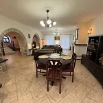 Villa Iris Mystras