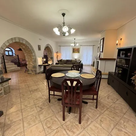 Villa Iris Mystras