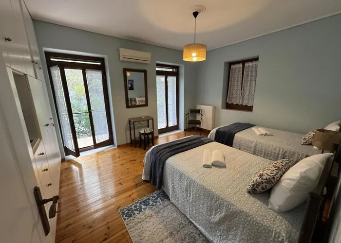Iris Villa Mistra