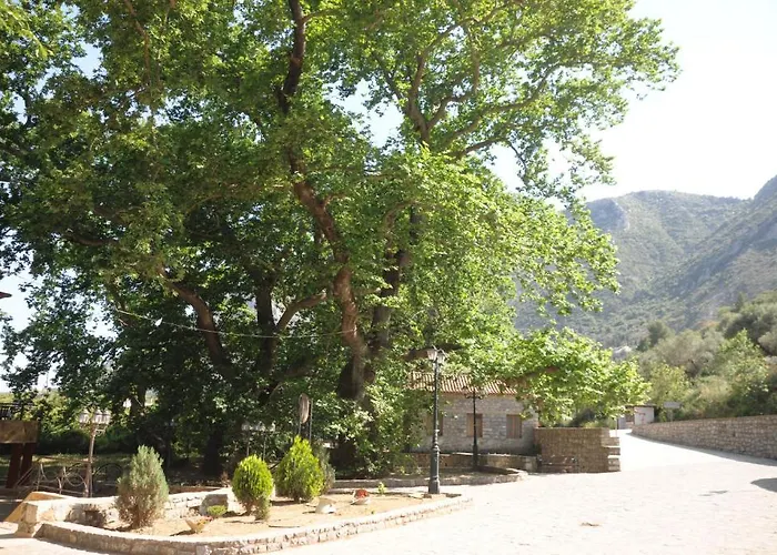 Iris Villa *